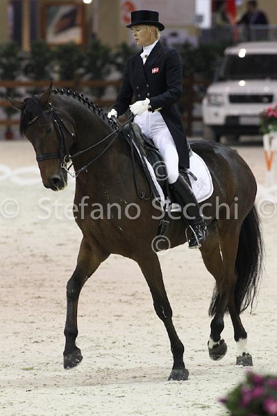 JORGENSEN_FBW DE VITO_MILANO_2011_SS3_0211.jpg